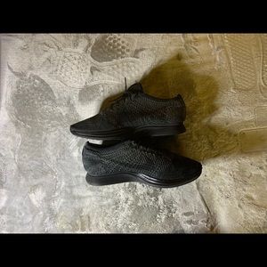 Nike Flynit Racer Triple Black